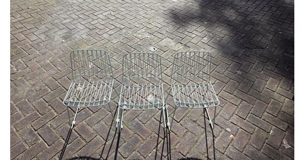 3 kleine stoeltjes - 3-6 jaar