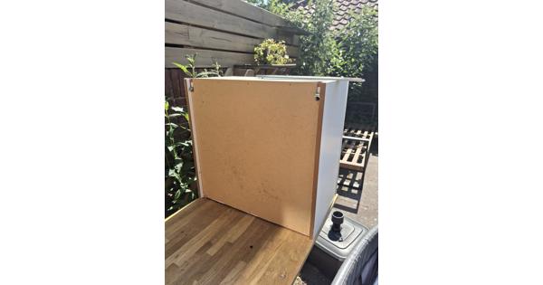 4 ophangkasten, simpel op te hangen