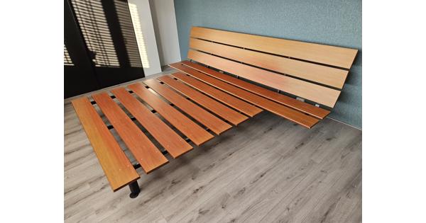 Bed 2-persoons voor alle matrassoorten