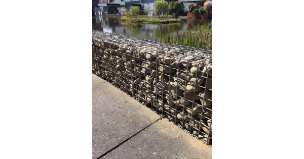 Gratis af te halen ongeveer 300 kilo maaskeien in zak