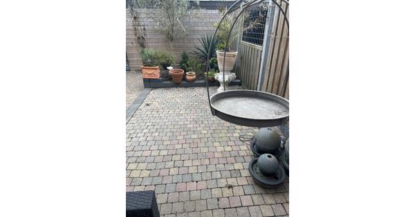 Gratis afhalen 45 vierkante meter koppelstones 