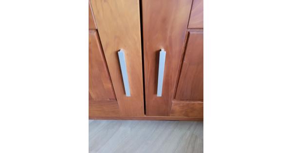 Tv kast van kersenhout