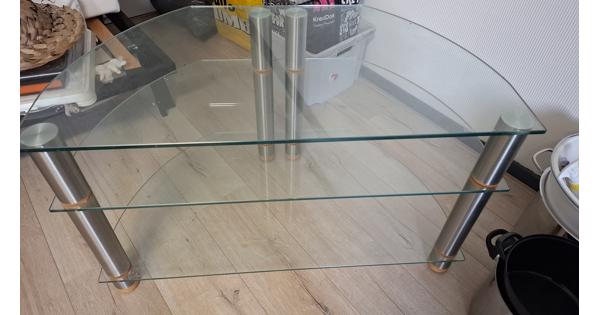 Glazen audio tafel