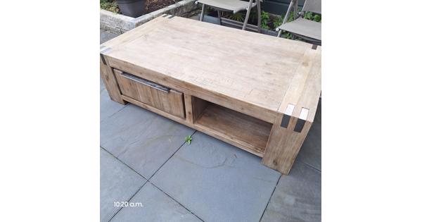 Salontafel en eettafel