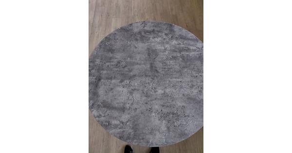 Ronde eettafel