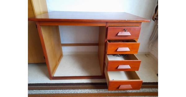 Vintage eiken bureau jaren 60/70