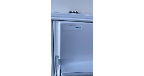 Inbouw koelkast, Siemens, met kast