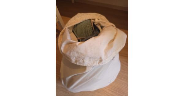 Hooked tricotlint