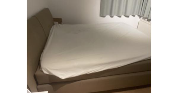 Bed boxspring 180x210