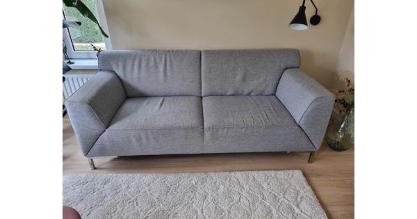 Mooie 2,5 zits bank, in goede staat