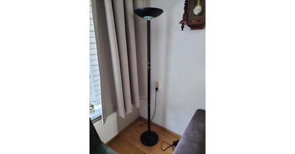 Vloerlamp zwart/groen