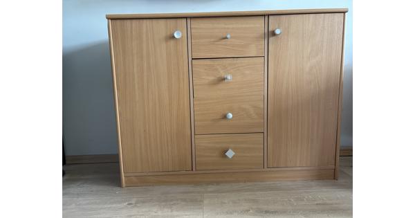 Dressoir/halkast