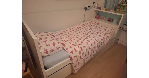 IKEA Vihals bed met onderbed