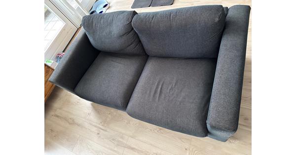 Zwart/grijze 2,5 zits Ikea bank