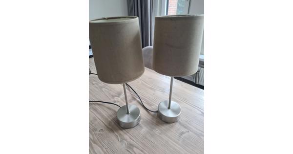 2 functionerende nachtlampjes met touchfunctie aan/uit