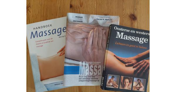 drie massageboeken