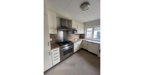 Keuken per direct beschikbaar 