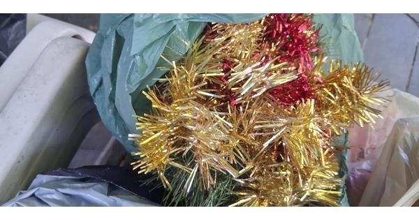 Gratis op te halen kerstspullen en kabel zie foto,s