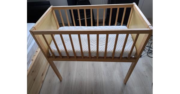 Wieg, 80x40cm, matras inbegrepen 