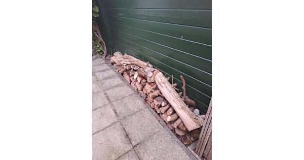 Haardhout ligt klaar