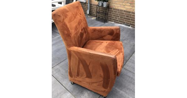 4 eetkamer stoelen