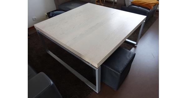 Robuuste salontafel, winkel presentatietafel of speeltafel