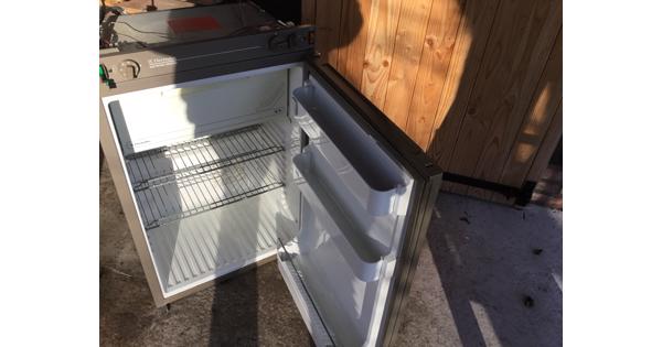 Koelkast electrolux inbouw als nieuw gas 12 v 230 v