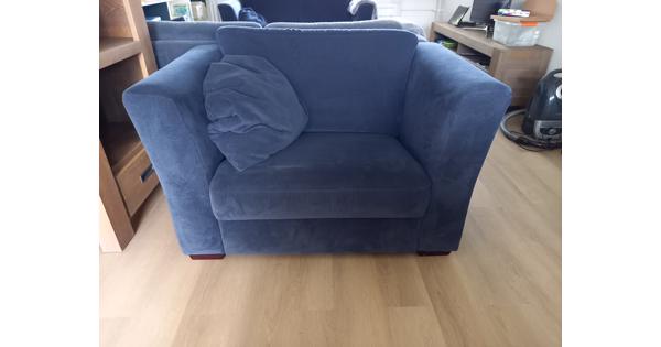 Loveseat in goede staat!