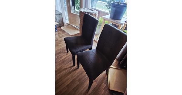 2 eetkamerstoelen 