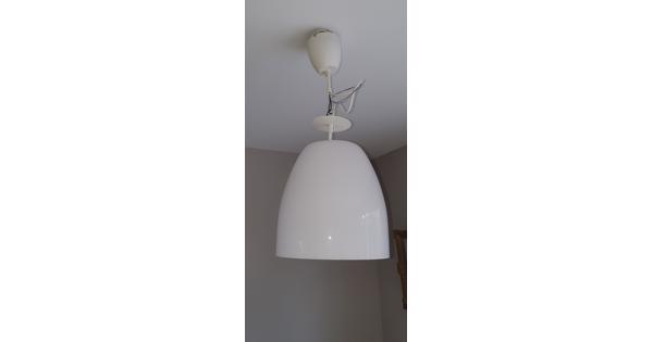 2 hanglampen, wit glas, Ikea