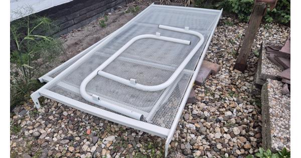 Bed en onderschuifbed