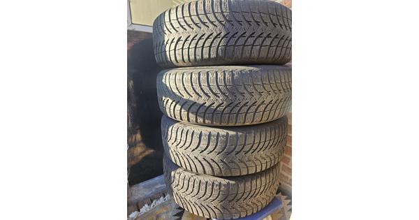 Winterbanden op stalen velg