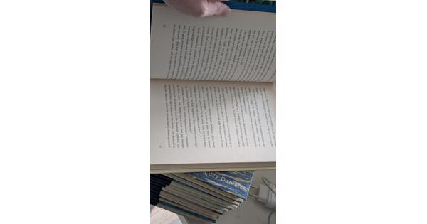 Boekenreeks Op zoek naar dolfijnen.