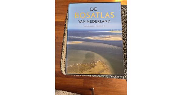 Bosatlas en de polderatlas van Nederland 