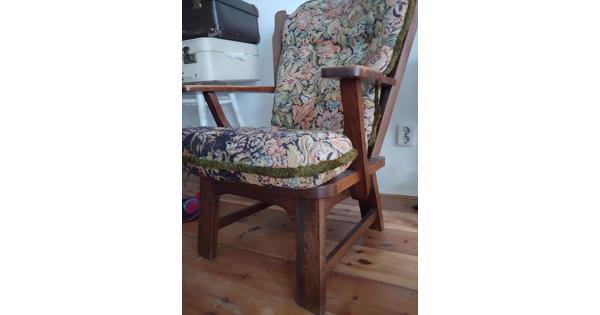 Fauteuil/ oma stoel met bloemenprint