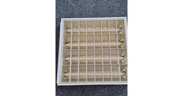 25 TL-lichtbakken 60x60 cm incl. TL-buizen en snoeren