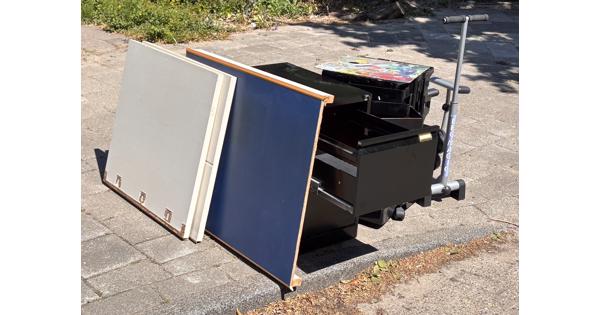 Ladenkast met systeem voor hangmappen
