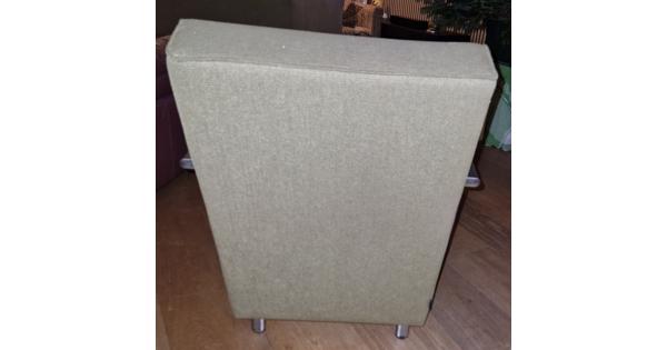 Fauteuil met metalen frame
