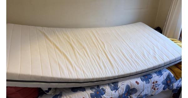 Ikea Sultan Matras 90 cm breed x 200 cm lang x 13 cm dik