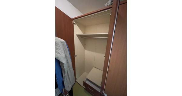 Kledingkast slaapkamer