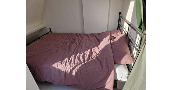 Bed (140x200) 