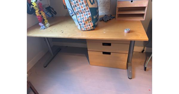 IKEA bureau 