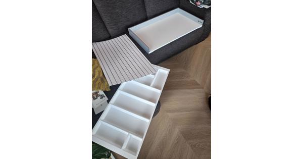 Siematic keukenlades met beige frontjes