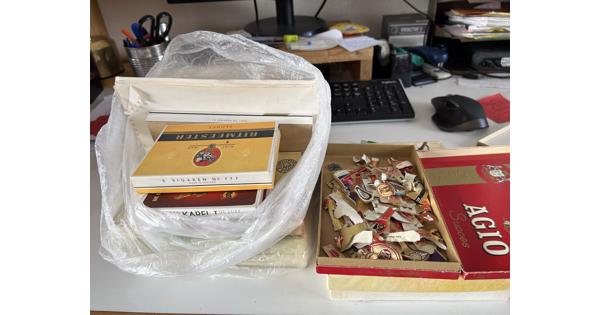 Paar honderd sigarenbandjes uit de jaren 60 en 70