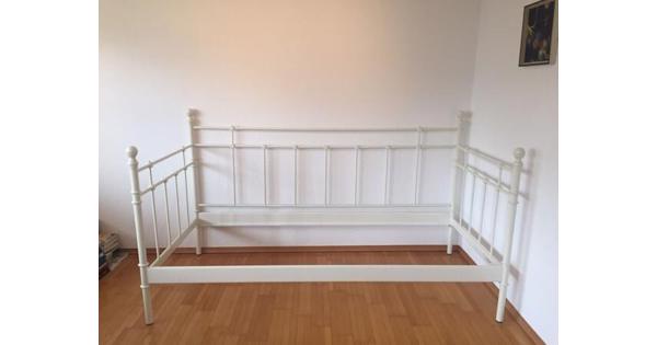 Ikea éénpersoons bedframe