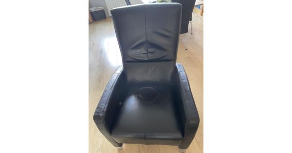 Zwart leren fauteuil uitklapbaar