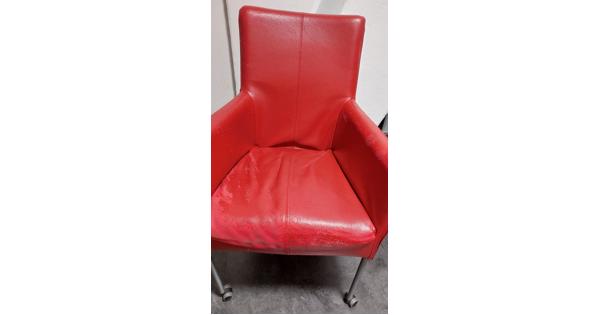 6x Rode stoelen op wieltjes