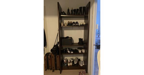 Massief houten boekenkast