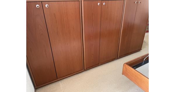 Kast bijpassend bij het bed