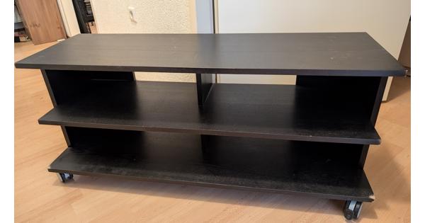TV kast met wieltjes